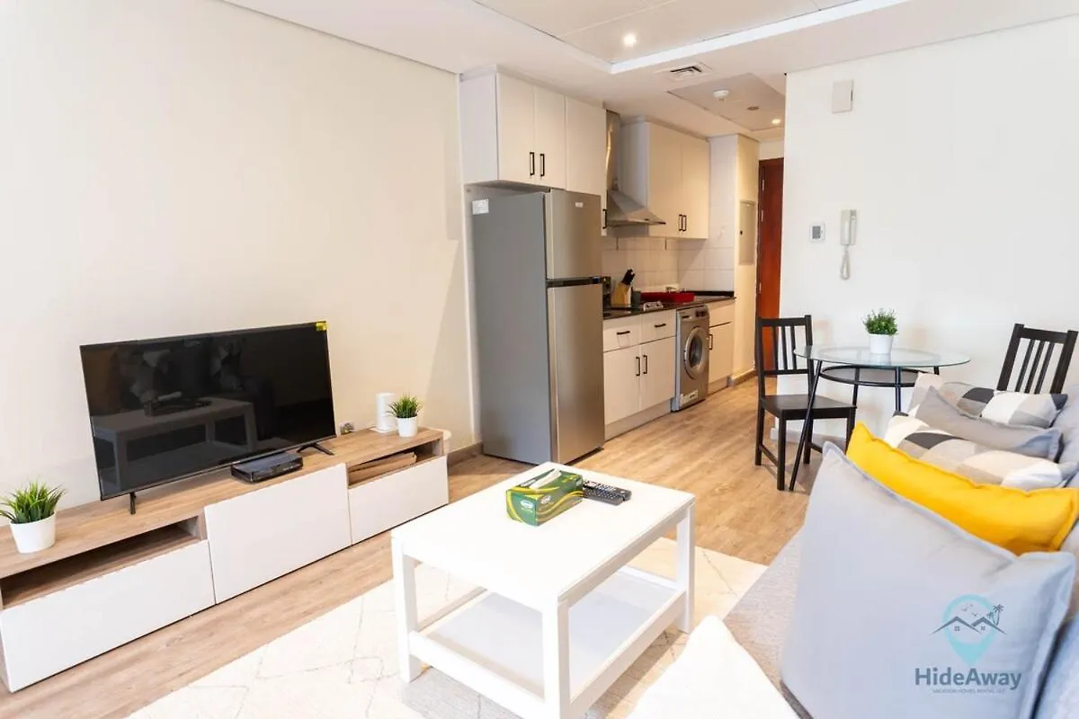 Apartamento Lake Views Stunning Studio L 1 Min Walk To Metro Dubái